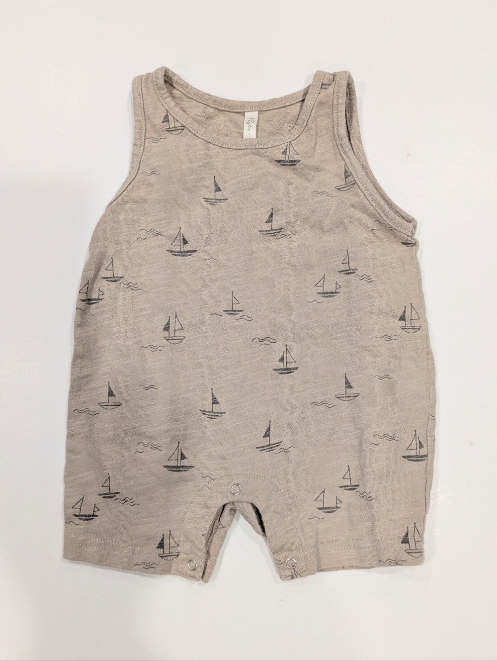 Rylee + Cru Tan Sailboat Baby Outfit 0-3m